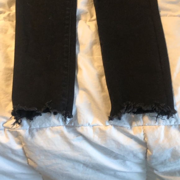 Abercrombie & Fitch size 28/6 black super skinny high rise ankle Jean - Picture 3 of 4
